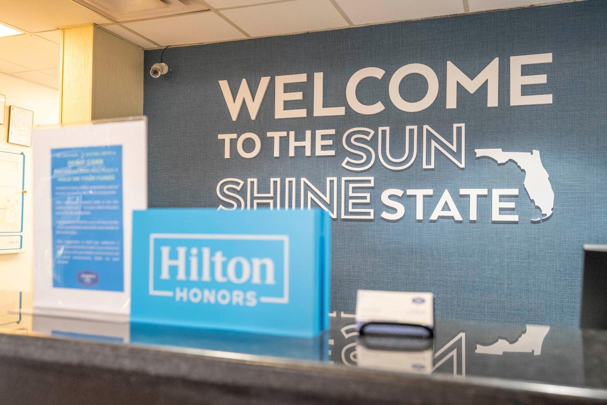 Hampton Inn By Hilton Spring Hill Timber Pines Exteriör bild