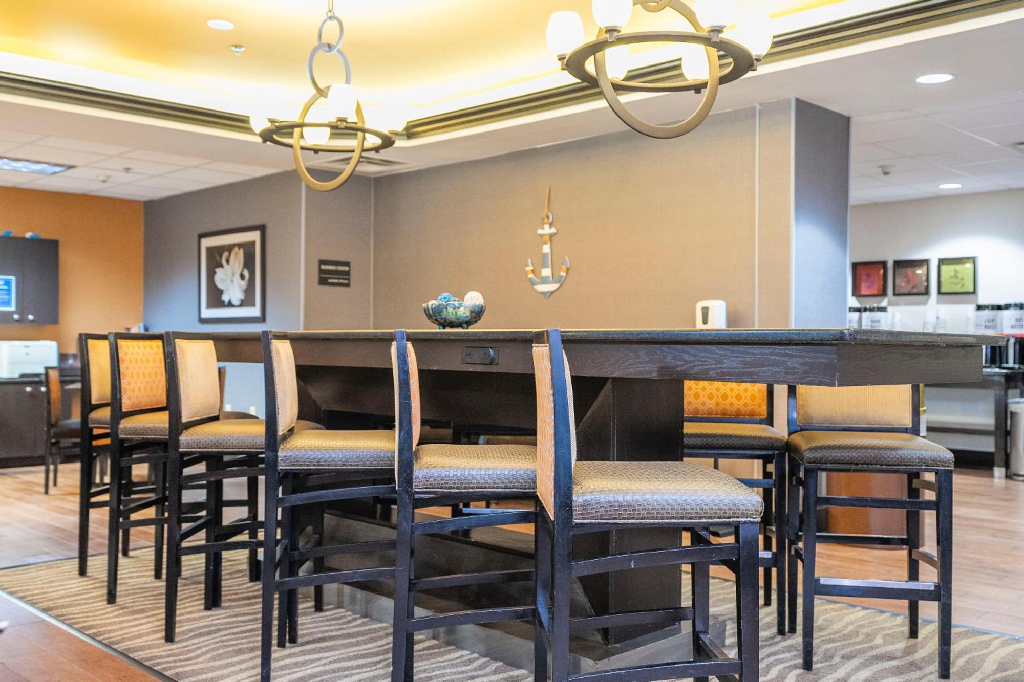 Hampton Inn By Hilton Spring Hill Timber Pines Exteriör bild