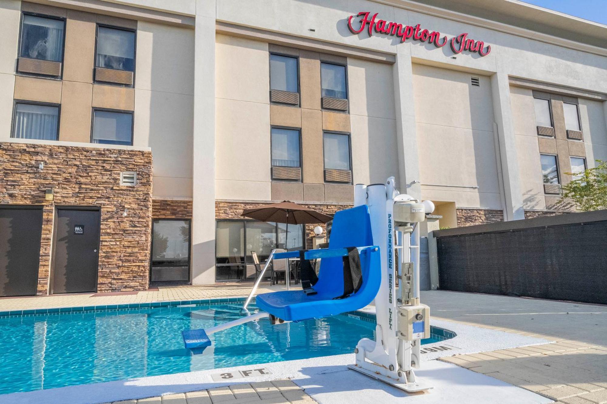 Hampton Inn By Hilton Spring Hill Timber Pines Exteriör bild