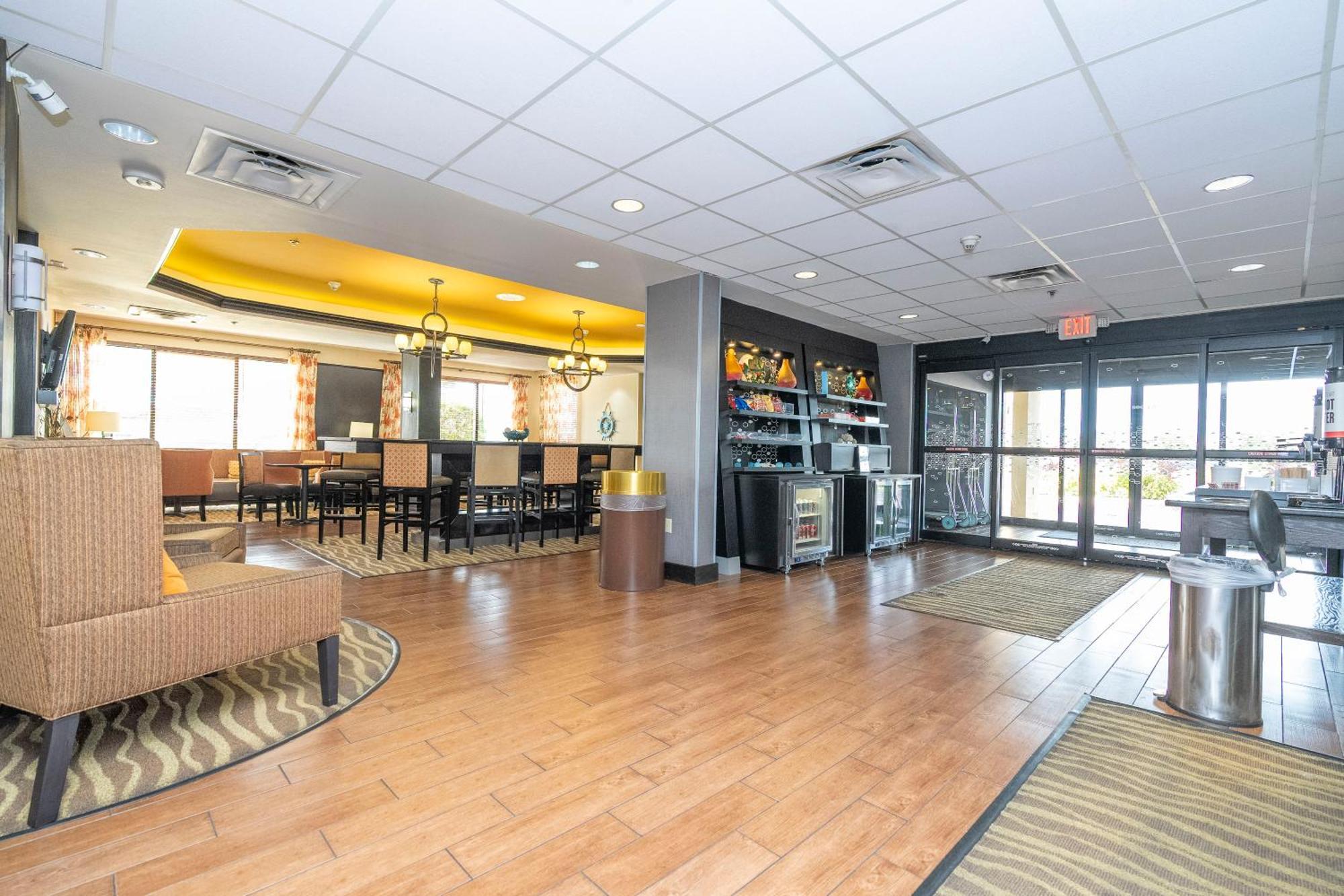 Hampton Inn By Hilton Spring Hill Timber Pines Exteriör bild